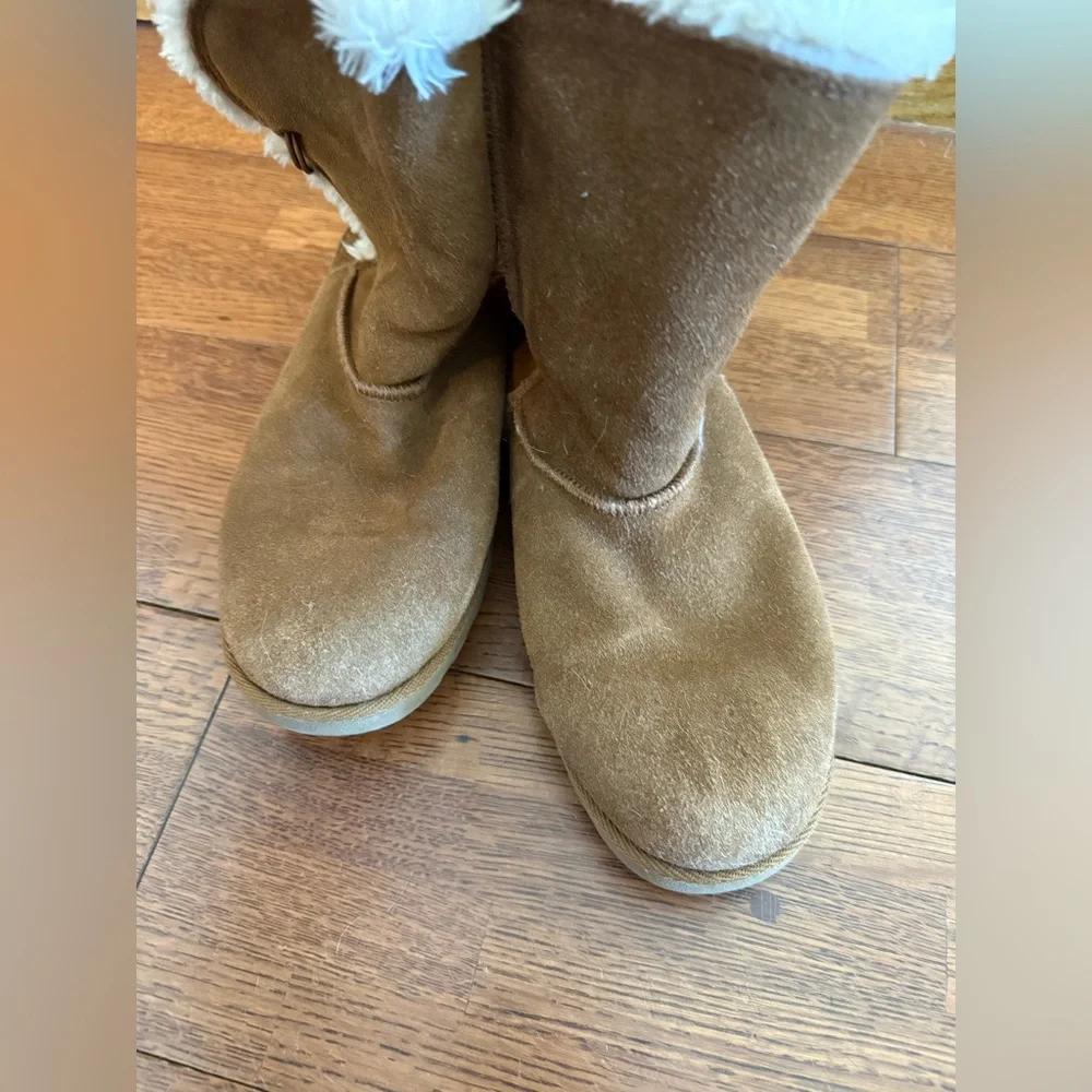SO Women's Suede Faux-Fur Boots
